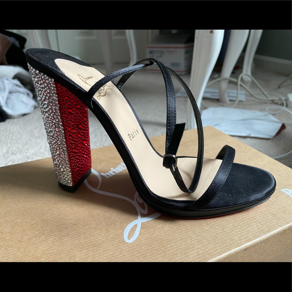 Christian loubiton x Swarovski Satin heels